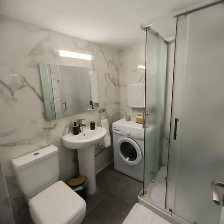 شقة Sunorama Garden - Seaview لارنكا