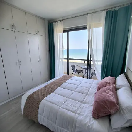 Sunorama Garden - Seaview * Ларнака